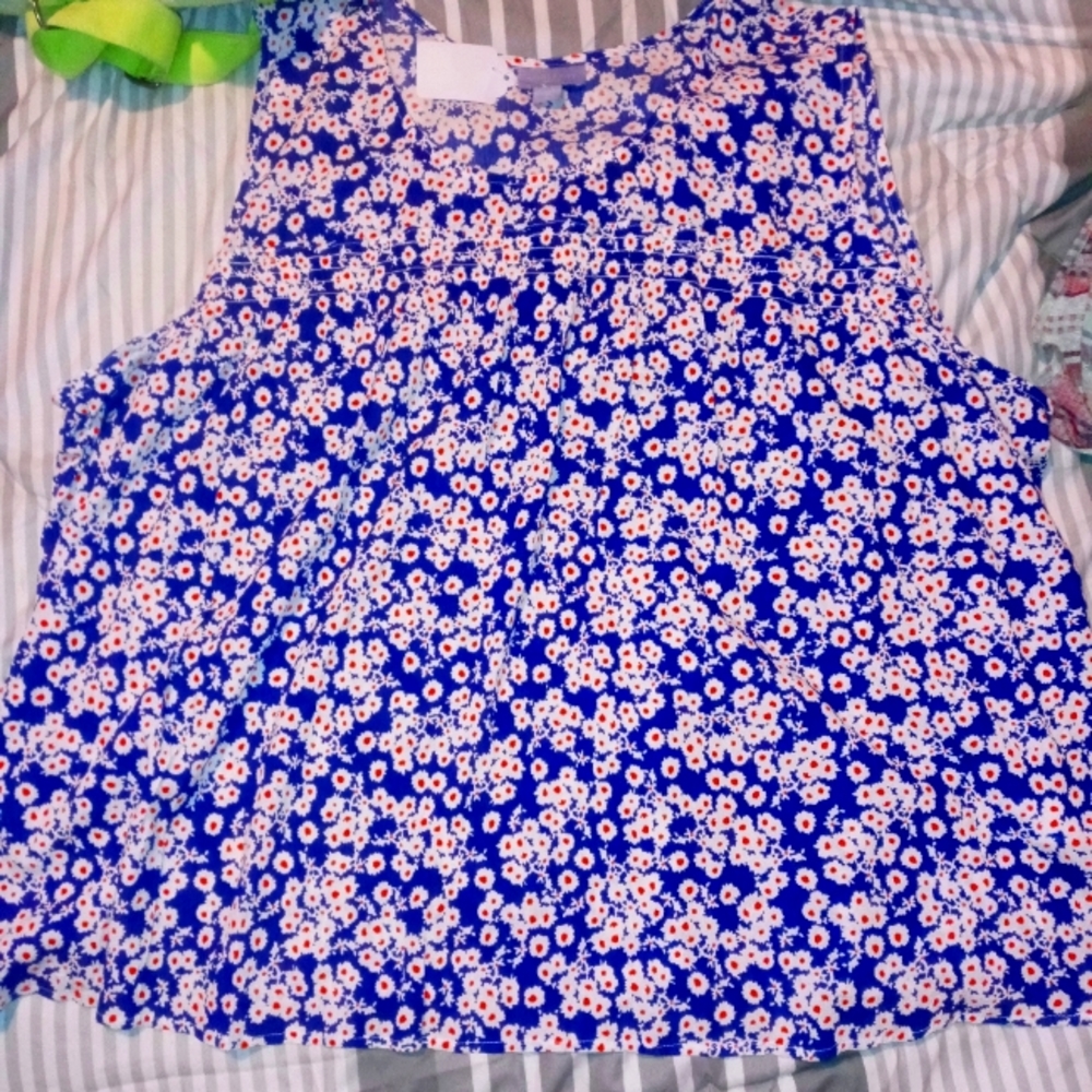 Laura Scott Floral Flowy Tank size 1X